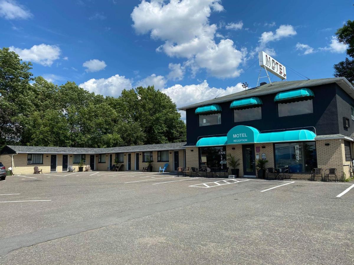 Motel Lévis Екстериор снимка